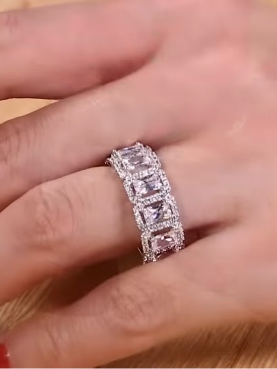 Jeulia Jewelry - Jeulia Halo Radient Cut Sterling Silver Wedding Band